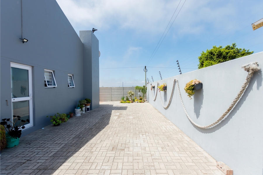 3 Bedroom Property for Sale in Laaiplek Western Cape